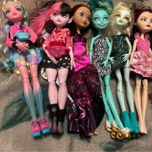 Monster high dolls